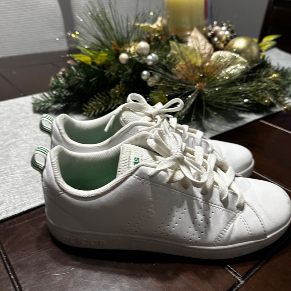 addidas - Picture 2 of 3